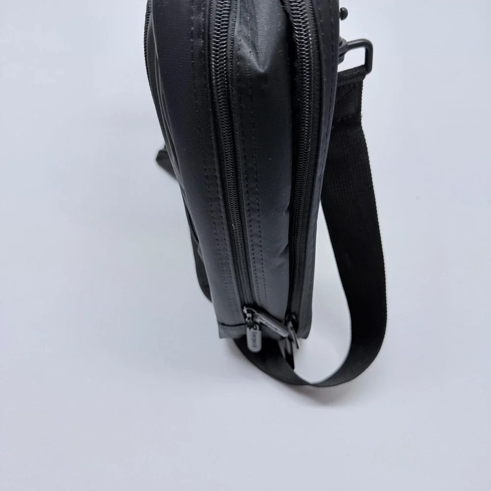 Targus Black Laptop Bag Briefcase Messenger Bag with Shoulder Strap